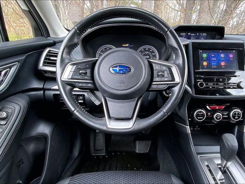 Used 2019 Subaru Forester Premium AWD/4WD image 6