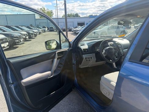 Used 2015 Subaru Forester 2.5i Premium w/ All-Weather Package AWD/4WD image 14