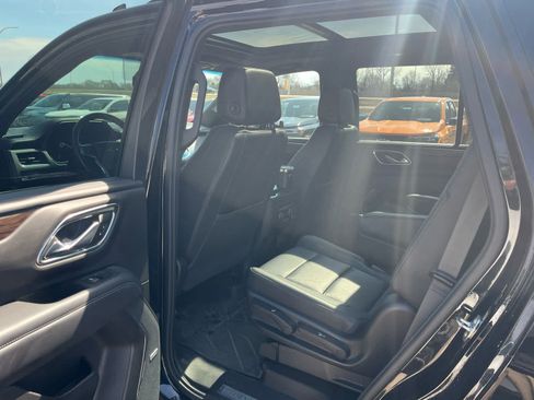 Used 2021 Chevrolet Tahoe Z71 w/ Luxury Package image 10