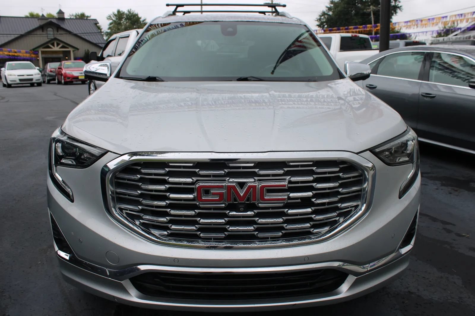 Used 2019 GMC Terrain Denali w/ Advanced Safety Package FWD image 6