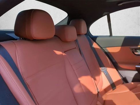 Used 2023 Mercedes-Benz C 300 Sedan image 24