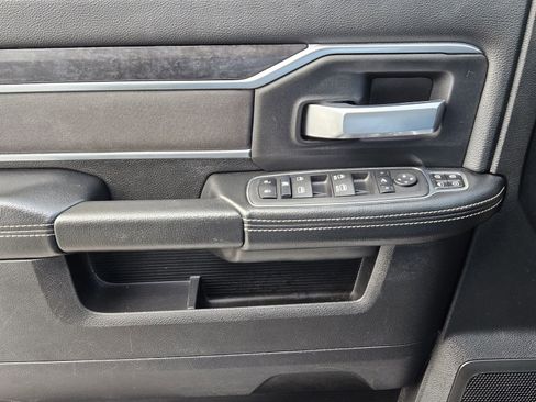 Used 2024 RAM 3500 Big Horn image 31