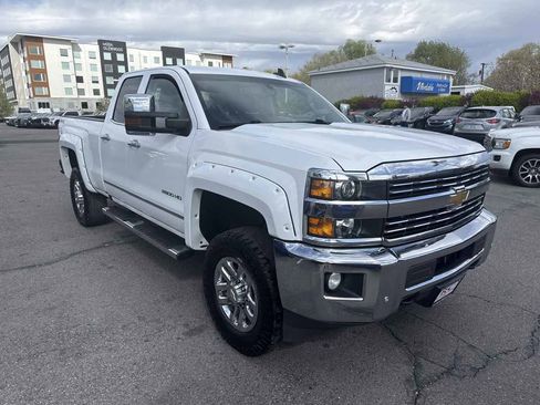 Used 2016 Chevrolet Silverado 2500 LTZ AWD/4WD image 4
