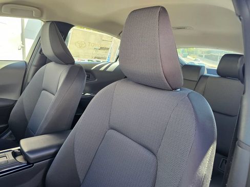 Used 2027 Toyota Prius LE FWD image 20