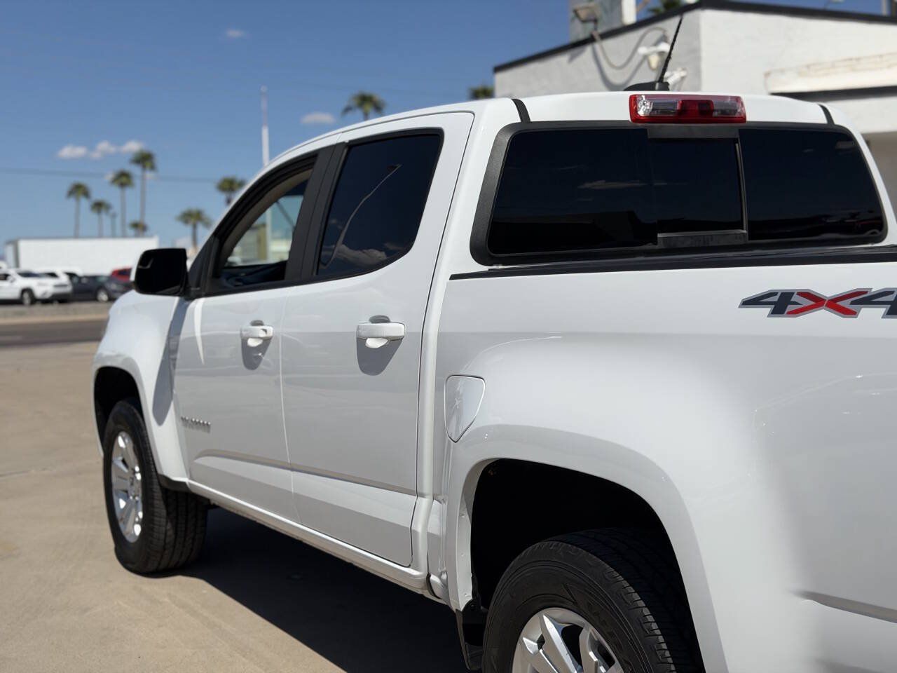 Used 2022 Chevrolet Colorado LT w/ Safety Package AWD/4WD image 19