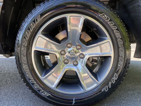 Used 2026 RAM 1500 Express RWD image 40