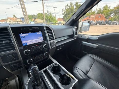 Used 2017 Ford F150 Lariat w/ Equipment Group 501A Mid AWD/4WD image 31