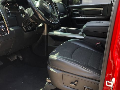 Used 2017 RAM 1500 Sport RWD image 12