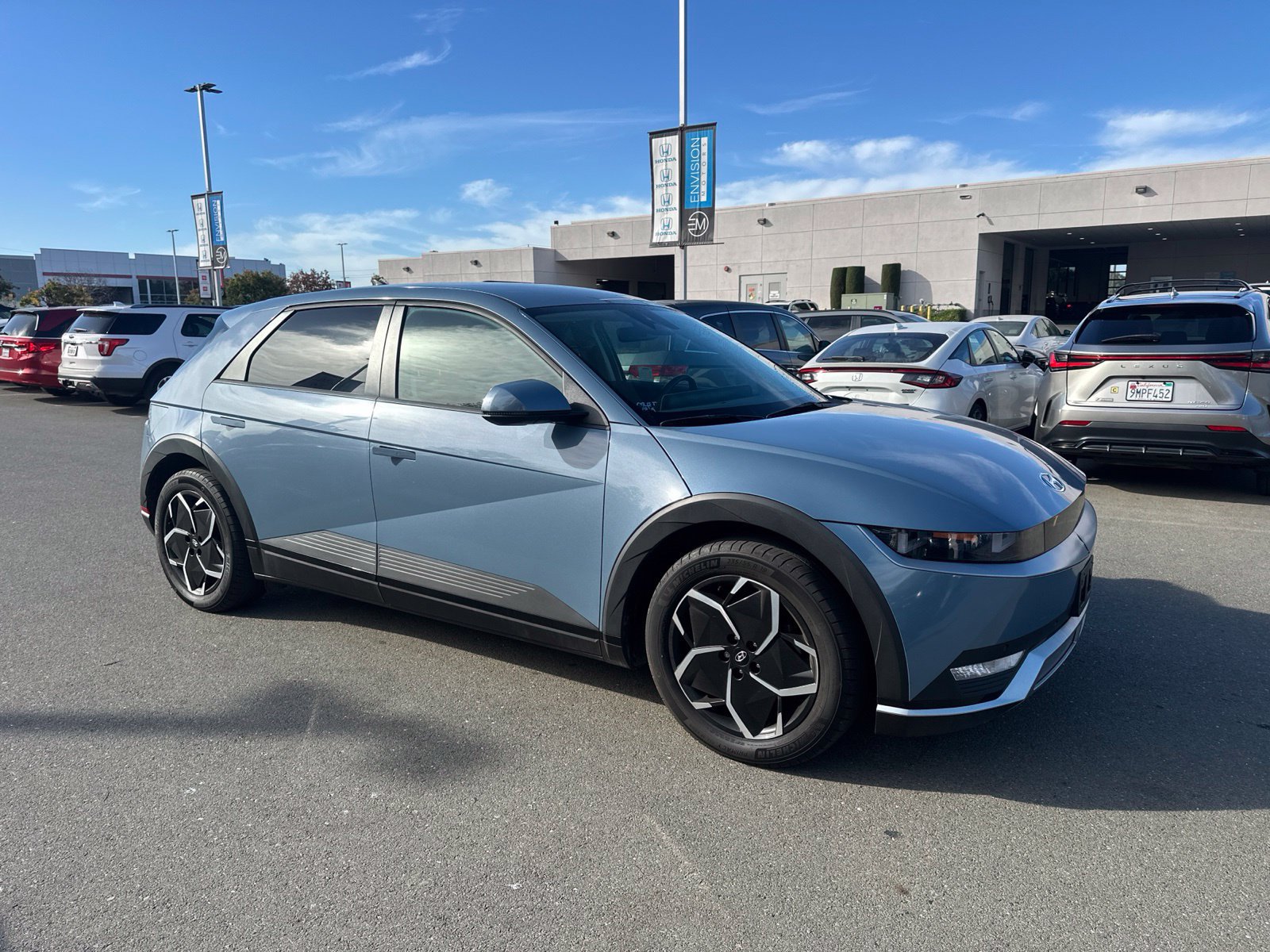Used 2024 Hyundai Ioniq 5 SEL RWD image 2