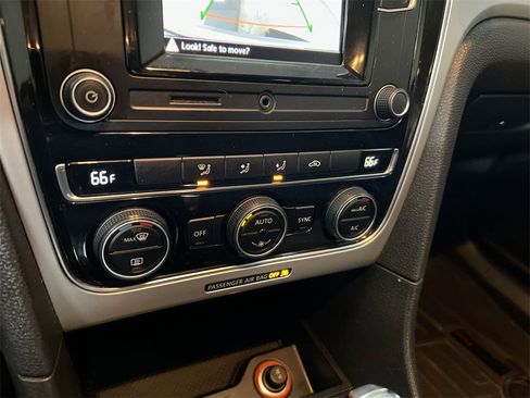 Used 2016 Volkswagen Passat 1.8T S image 15