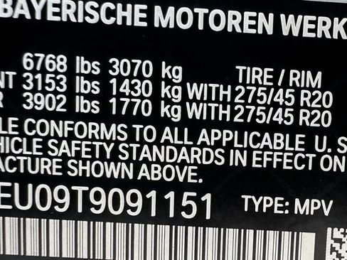 New 2026 BMW X5 M60i w/ Executive Package image 50