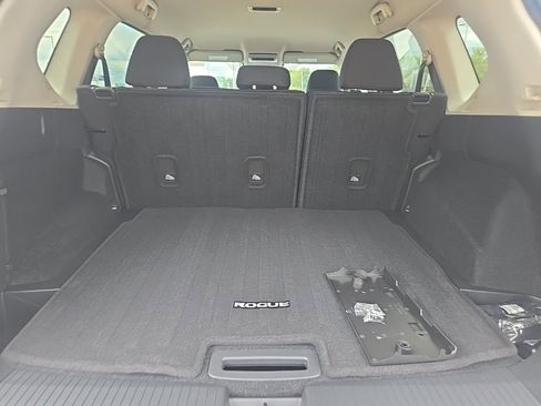 New 2026 Nissan Rogue SV image 35