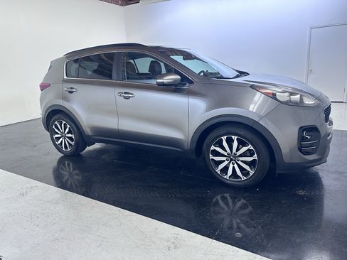 Used 2018 Kia Sportage EX w/ EX Technology Package FWD image 15
