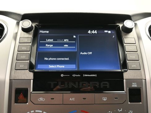 Used 2021 Toyota Tundra SR5 w/ SR5 Upgrade Package AWD/4WD image 29