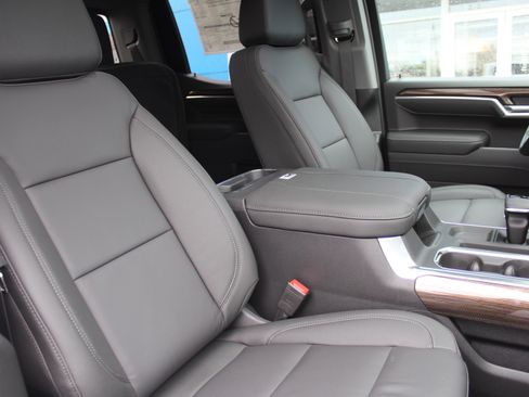 New 2026 Chevrolet Silverado 1500 RST image 16