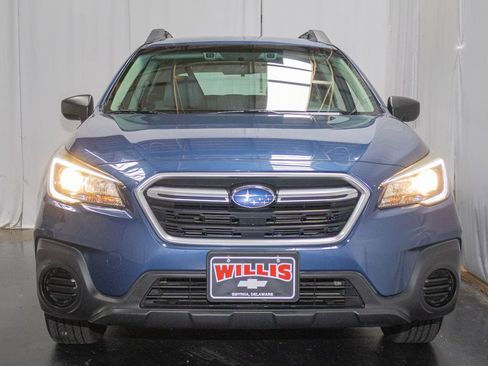 Used 2019 Subaru Outback 2.5i AWD/4WD image 2