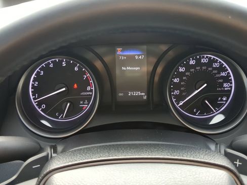 Used 2023 Toyota Camry SE image 31