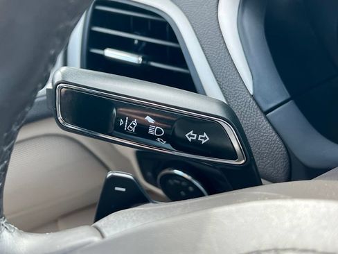 Used 2019 Lincoln MKZ Reserve w/ Reserve Plus Package FWD image 32