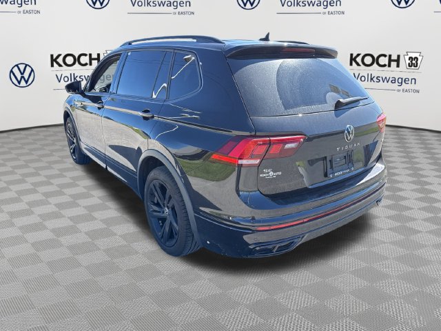 Used 2024 Volkswagen Tiguan SE R-Line AWD/4WD image 6