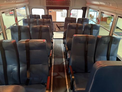 Used 2019 Chevrolet Express 3500 w/ School Bus Package image 34