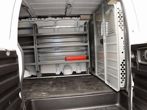 Used 2020 Chevrolet Express 2500 image 23