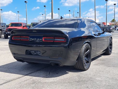 Used 2021 Dodge Challenger SRT Hellcat w/ Plus Package image 7