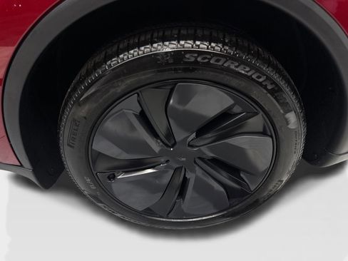 Used 2026 Tesla Model Y Long Range RWD image 81