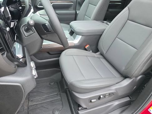 New 2026 GMC Sierra 2500 SLT w/ SLT Premium Package AWD/4WD image 28