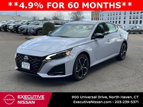 New 2025 Nissan Altima 2.5 SR image 5