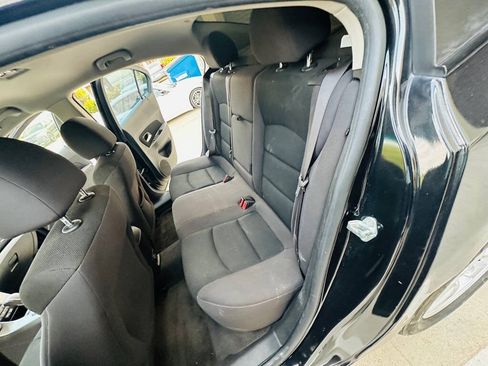 Used 2016 Chevrolet Cruze LT FWD image 16