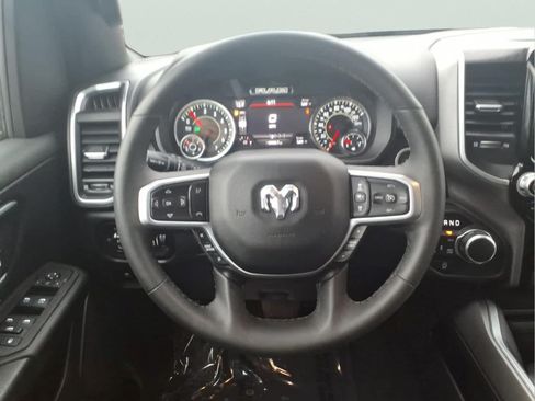 Used 2025 RAM 1500 Big Horn AWD/4WD image 18