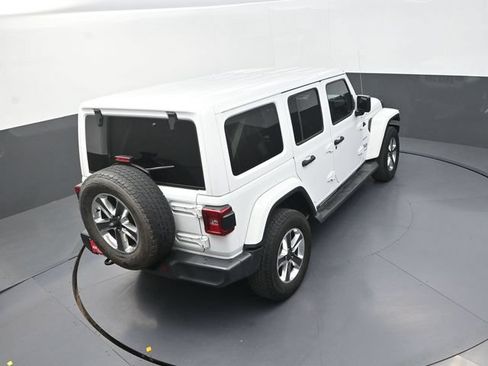 Used 2021 Jeep Wrangler Unlimited Sahara AWD/4WD image 18