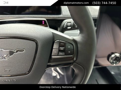 Used 2021 Ford Mustang Mach-E Premium image 29