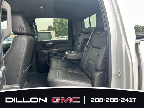 Used 2020 GMC Sierra 3500 Denali w/ Denali Ultimate Package AWD/4WD image 18