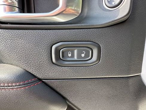 Used 2021 Jeep Gladiator Rubicon image 34