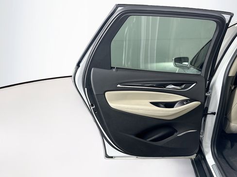 Used 2019 Buick Enclave Essence image 27