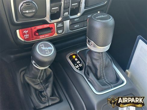 New 2025 Jeep Gladiator Rubicon w/ Convenience Group image 20