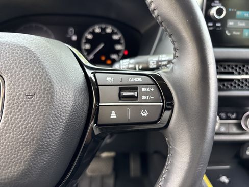 Used 2024 Honda HR-V EX-L image 28