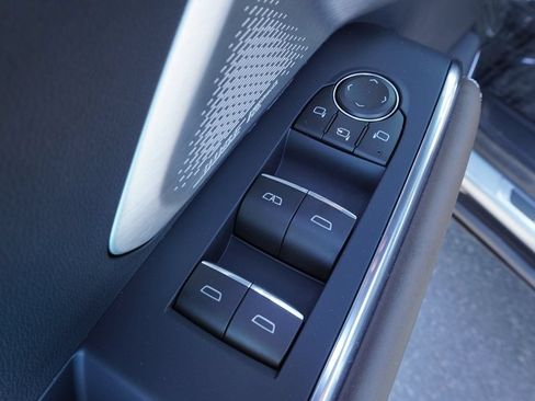 New 2026 GMC Acadia Denali Ultimate FWD image 18