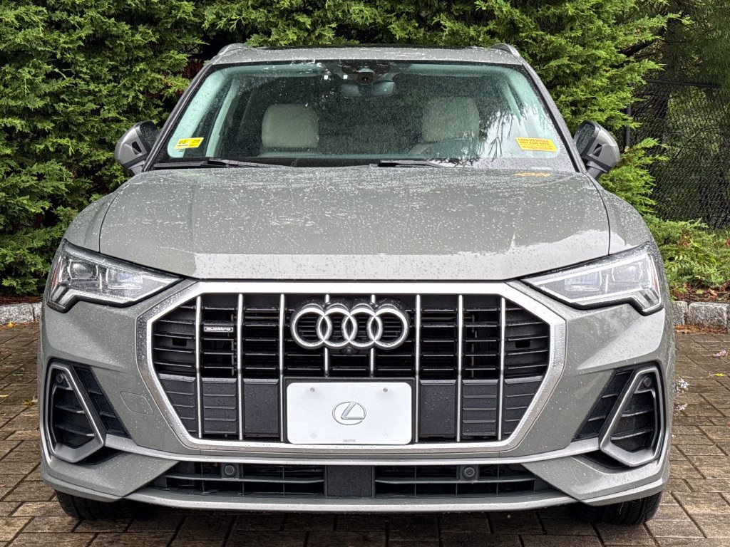 Used 2022 Audi Q3 2.0T Premium Plus AWD/4WD image 2