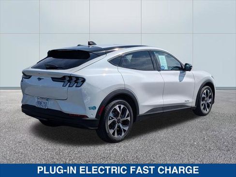 Used 2024 Ford Mustang Mach-E Select image 5