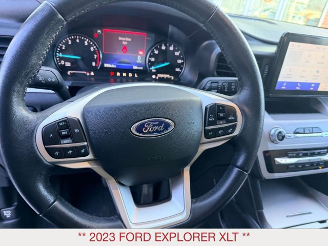 Used 2023 Ford Explorer XLT w/ Class IV Trailer Tow Package AWD/4WD image 15