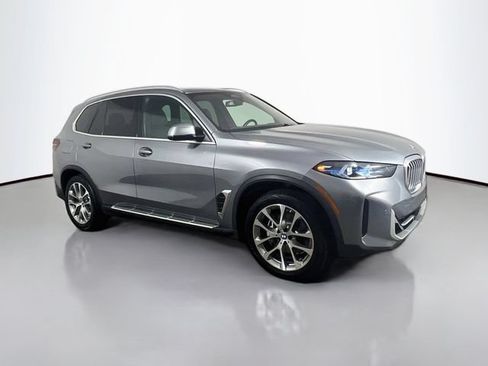 Used 2024 BMW X5 sDrive40i RWD image 2