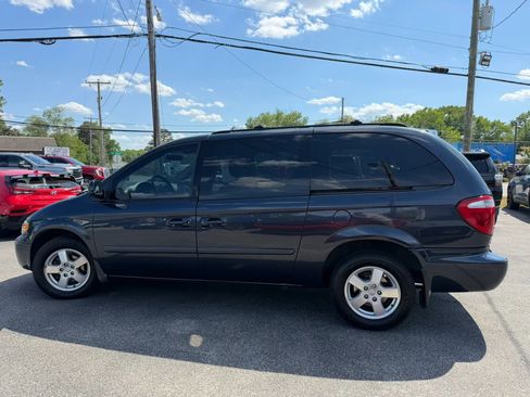 Used 2007 Dodge Grand Caravan SXT FWD image 6