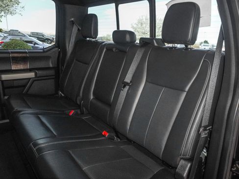 Used 2022 Ford F350 Lariat image 37