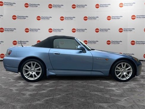 Used 2004 Honda S2000 image 6