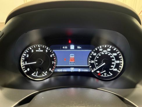 Used 2024 Nissan Armada Platinum w/ Captain's Chairs Package RWD image 12