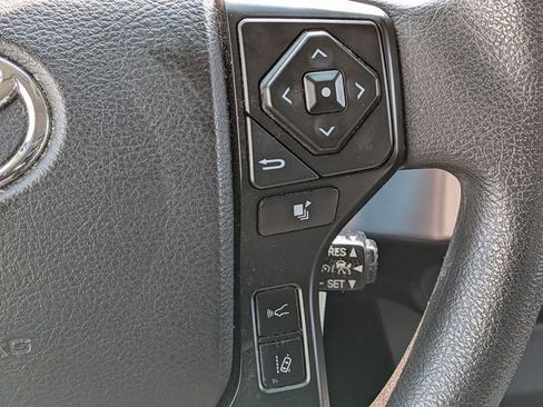 Used 2021 Toyota Tacoma SR w/ SR Convenience Package image 20