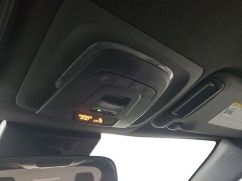 Used 2025 Toyota Corolla SE image 34