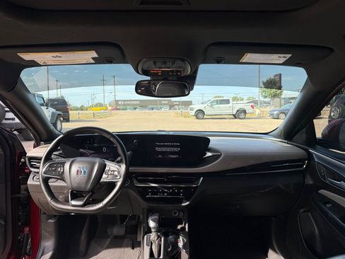 Used 2024 Buick Envista Avenir FWD image 22